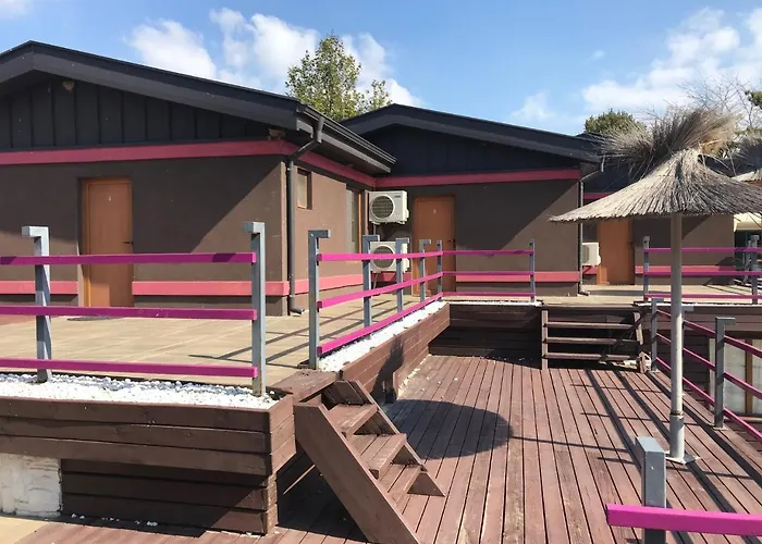 Хотел Elinor Complex 2*